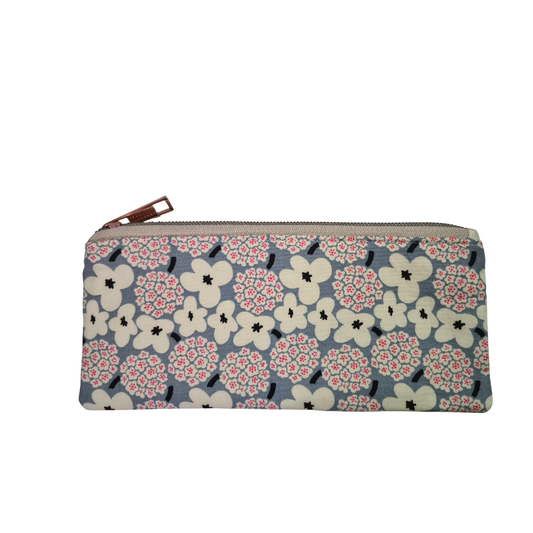 Aki Slim Pouch