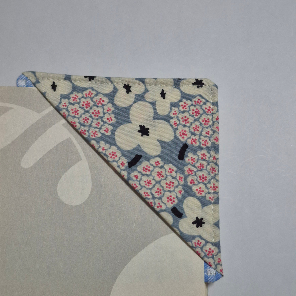Aki Fabric Corner Bookmark