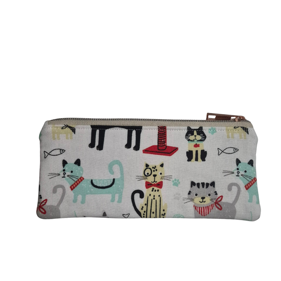Pawsome Cats Slim Pouch