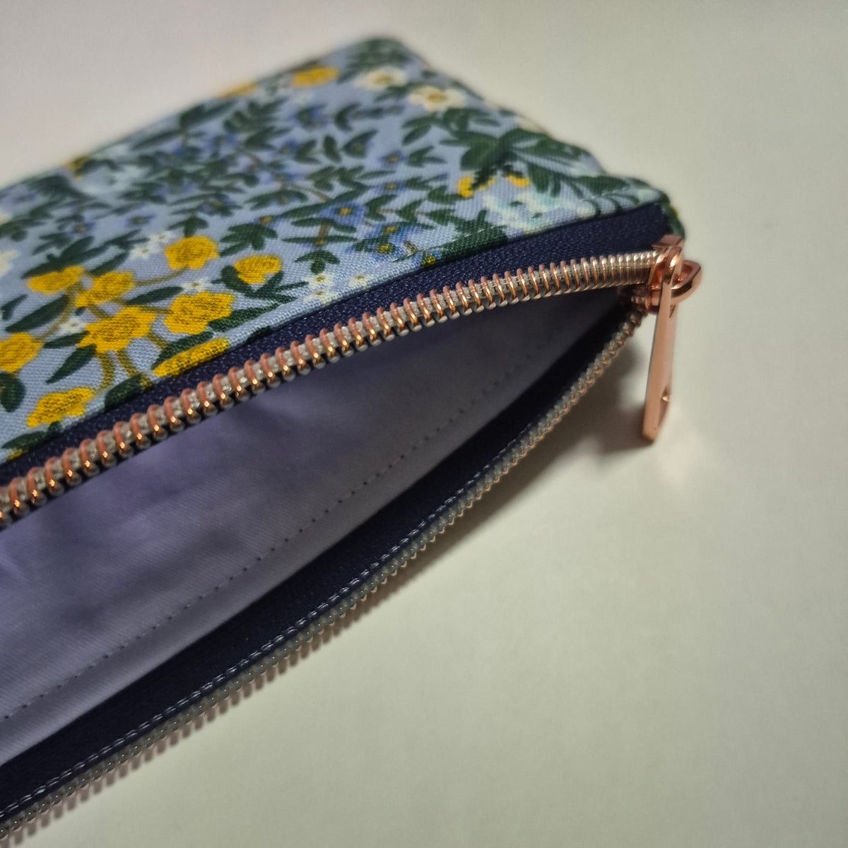 Vivienne Slim Pouch - Blue